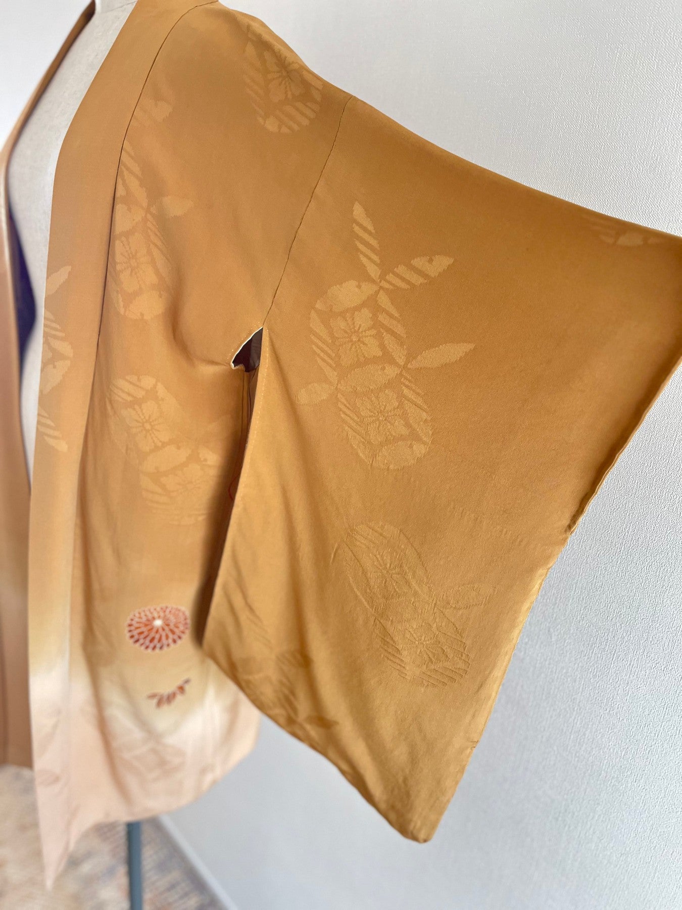 Beige Chrysanthemum Haori
