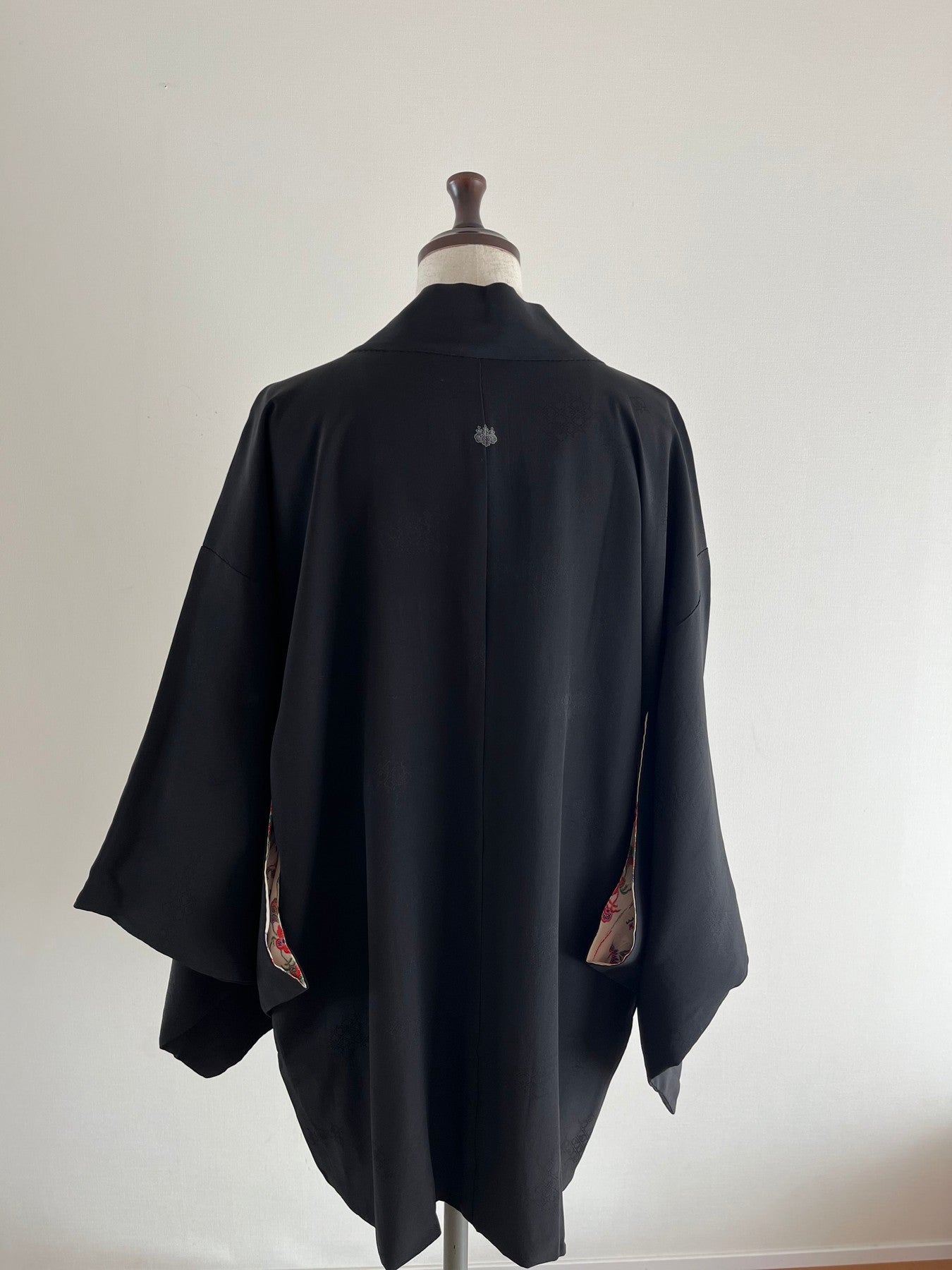 Black Karakusa Haori