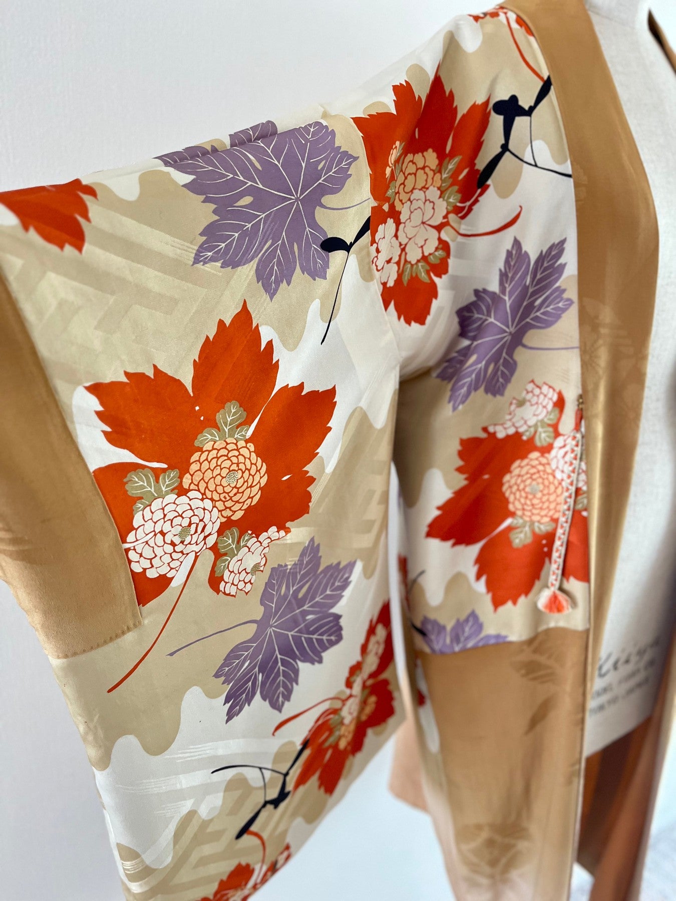 Beige Chrysanthemum Haori