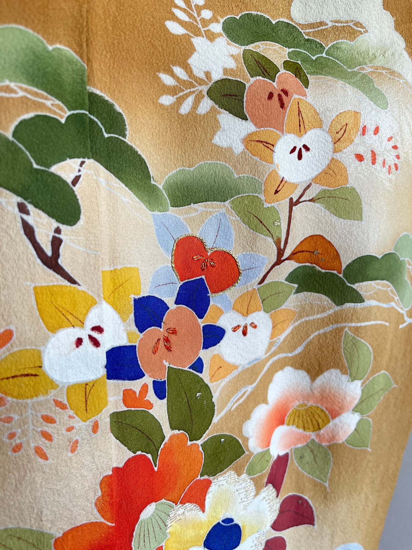 Vintage hotsell Japanese Cream/Yellow Silk Kimono - Flowers Bridge Clouds Pattern