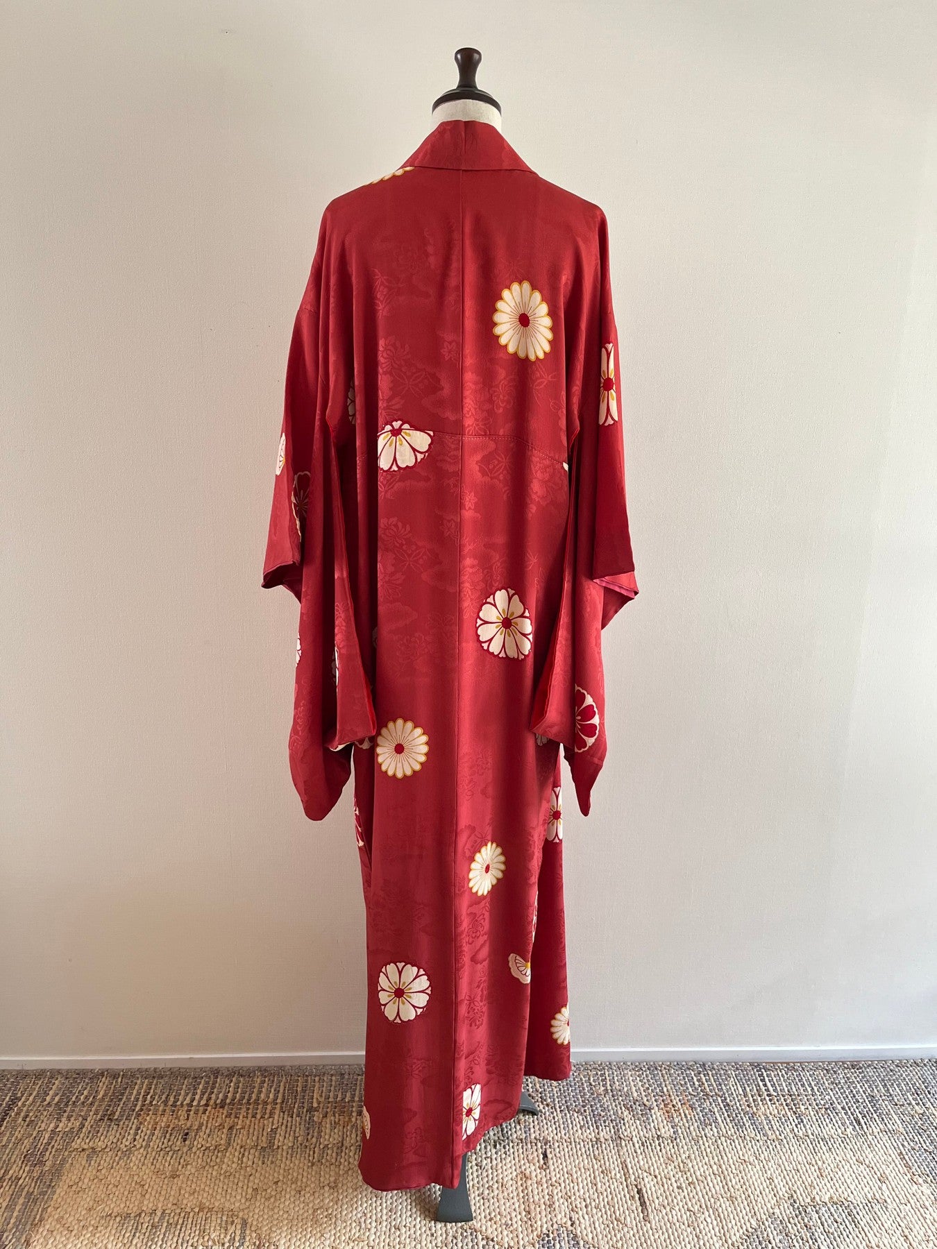 Pink Pop Chrysanthemum Kimono