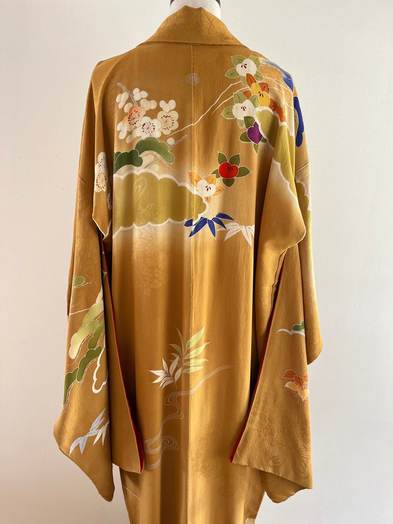 Vintage buy Japanese Cream/Yellow Silk Kimono - Flowers Bridge Clouds Pattern