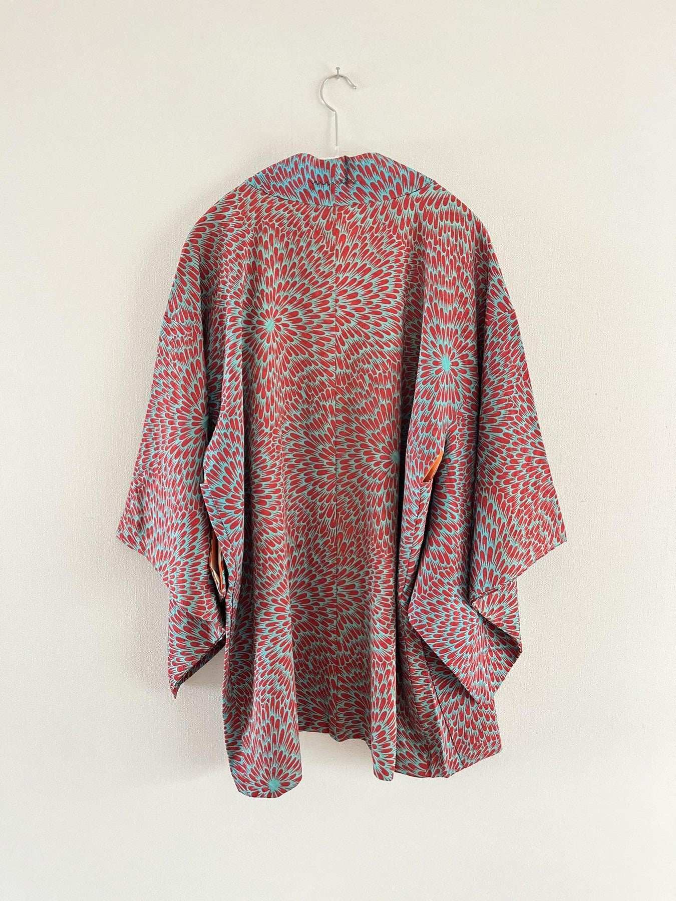 Blue and Red Chrysanthemum Haori