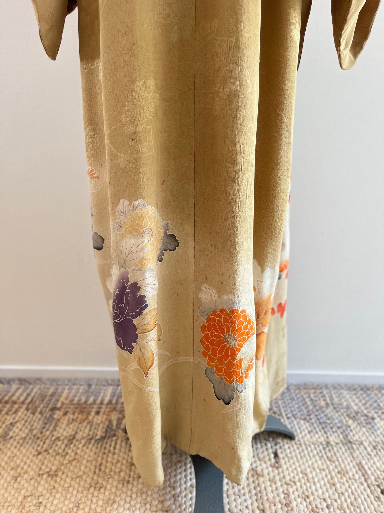 Beige Flower Car Kimono