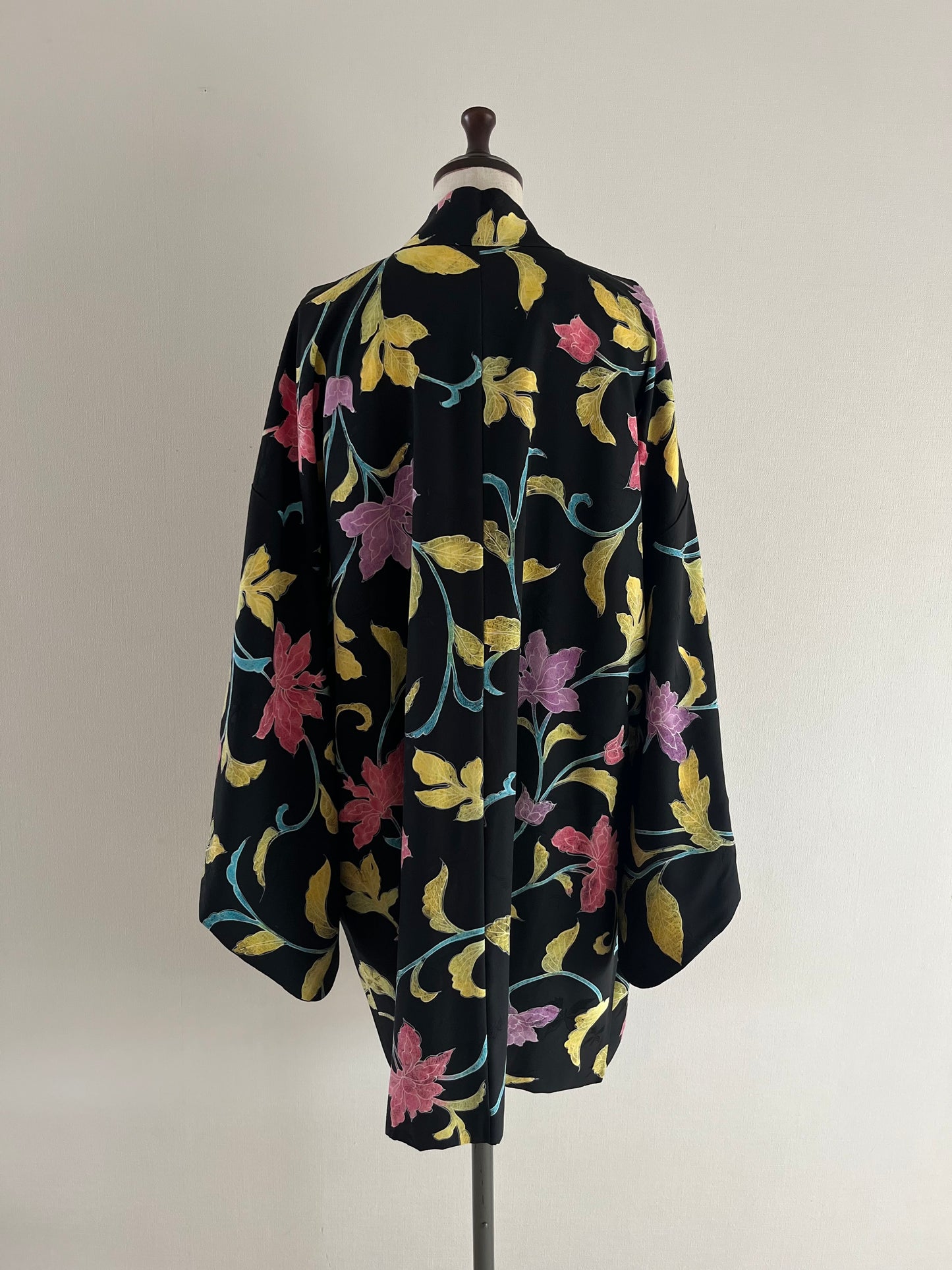 Black Pop Floral Haori