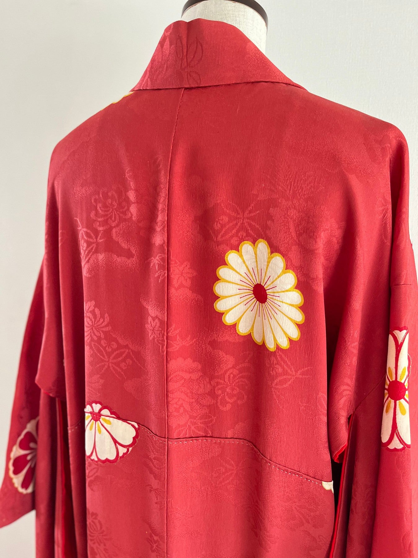 Pink Pop Chrysanthemum Kimono