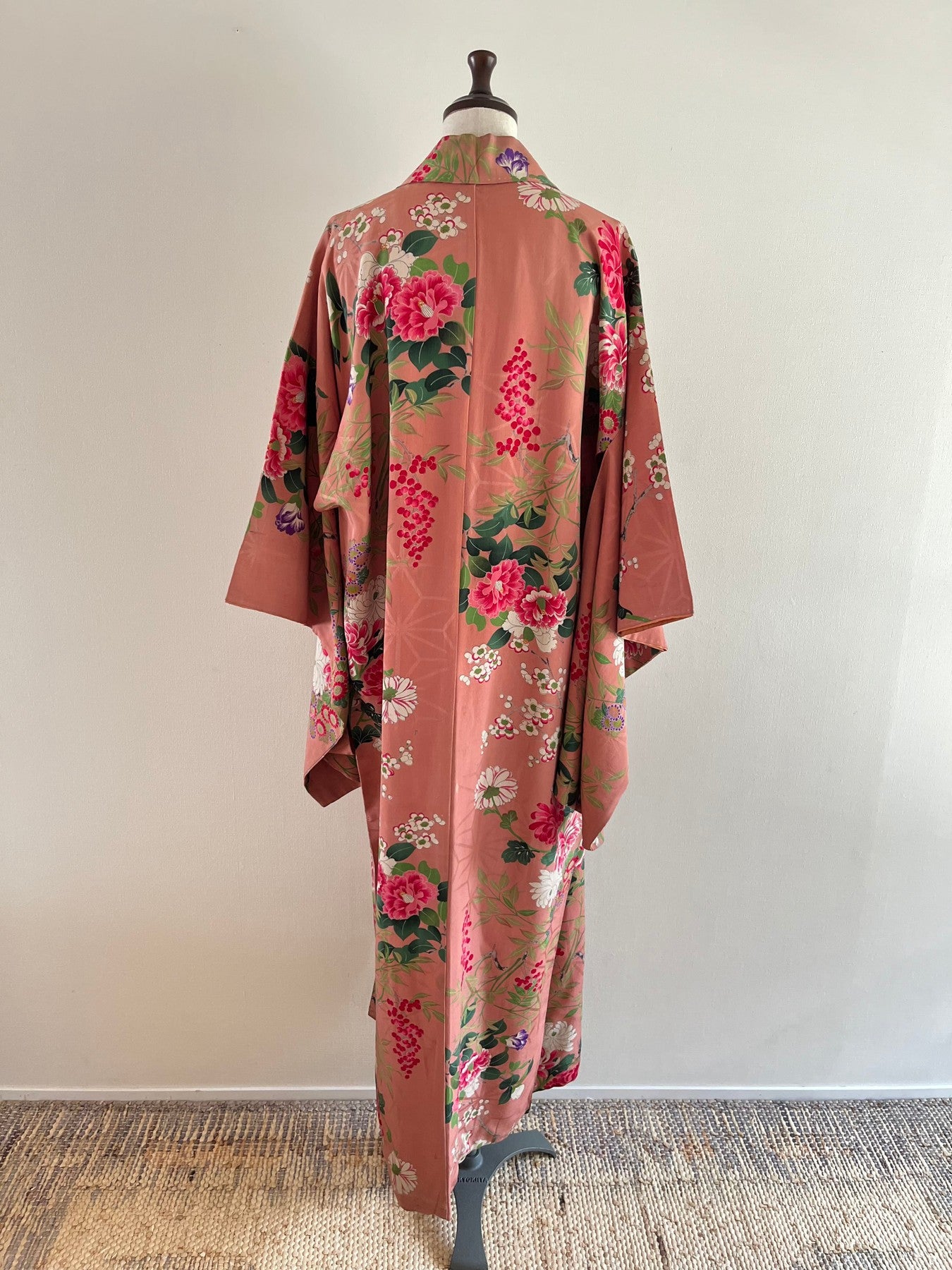 Pink Floral Leave Kimono